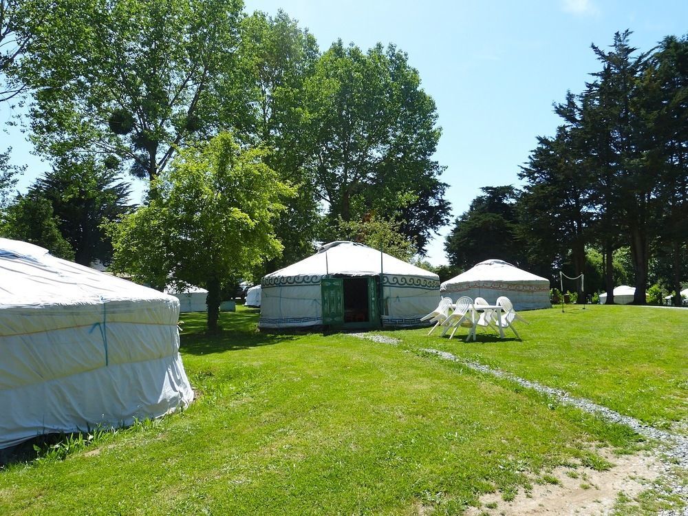 Camping Kerlaudy Mer Et Yourtes Plouenan ภายนอก รูปภาพ